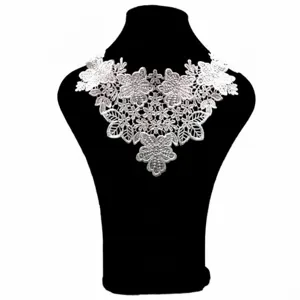 Wasserlösliche Spitze Stickerei Blumen Applikation Polyester Spitzenbesatz V-Ausschnitt Kragen Patch Für DIY Nähen Kleidung Zubehör Dekor