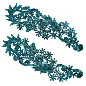 Elegante dunkelgrüne wasserlösliche Spitze Blumenapplikation für DIY-Nähprojekte
