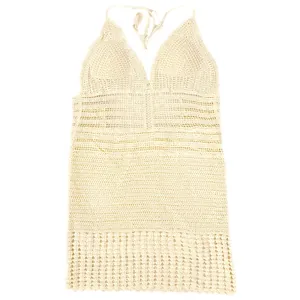 Robe de plage élégante en crochet crème avec licou et motif complexe en tricot ajouré