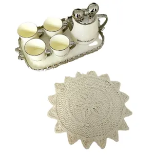 Vintage runder Häkel-Spitzen-Platzset für elegante Esstisch-Dekoration zu Hause