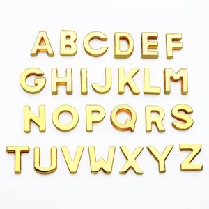 Set completo di perline con lettere dell'alfabeto in lega d'oro lucido da 10 mm per fai da te