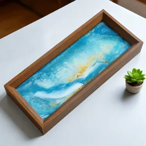 Detalle de marco rectangular de madera arte de arena 3D con pintura fluida azul y oro