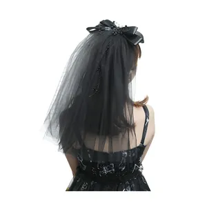Élégant voile de mariée court noir avec double tulle et un accessoire de nœud en perles