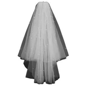 Splendido ed elegante velo da sposa bianco a più strati decorato con perle fini