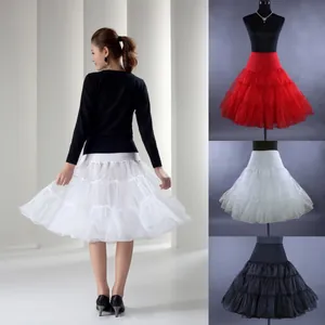 Lolita petticoat tule onderrok verkrijgbaar in wit, rood en zwart voor een poflook