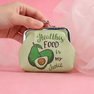 Monedero de tema aguacate con cierre de metal clic e impresión healthy food en la mano