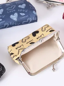 Mini porte-monnaie à fermoir clic-clac avec imprimé cœur et motif 'Love'