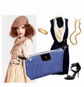 Trousse à maquillage rayée bleue et blanche assortie à des accessoires de mode