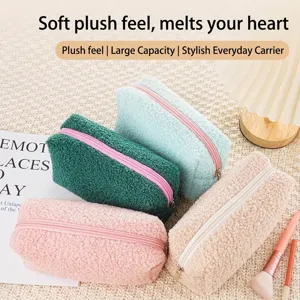Portable Large Capacity Lamb Fleece Makeup Bag Soft Toiletry Organizer Storage Pouch For Women Daily Travel Use