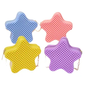 Sacs bandoulière étoilés colorés en gelée avec texture perlée et chaînes