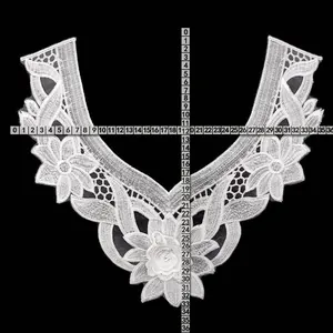 White floral embroidered lace collar applique with size measurement in centimeters