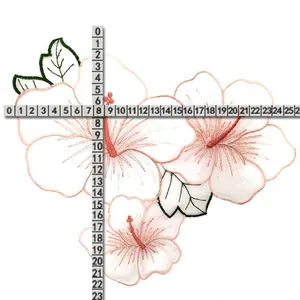 Set di toppe in organza con fiori di ibisco ricamati per cucito fai-da-te con misure