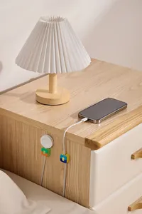Clips de gestion de câbles magnétiques colorés pour le bureau et la table de chevet