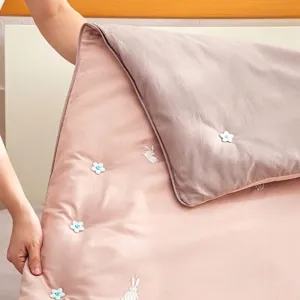 Clip per piumino in silicone a forma di fiore per biancheria da letto senza aghi e sicura