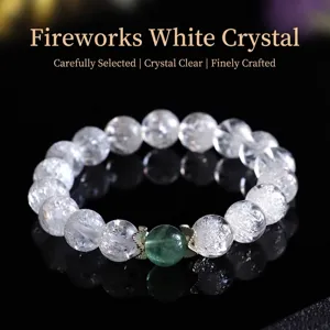 Elegante bracciale di perle in cristallo bianco e pietra verde con chiusura in argento 925