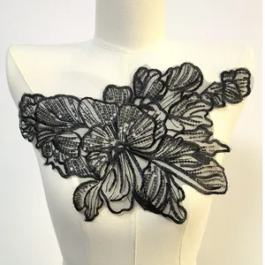 Applique en Dentelle Hydrosoluble Broderie à Paillettes Patch Floral Garniture en Maille pour Robe de Mariée Couture DIY