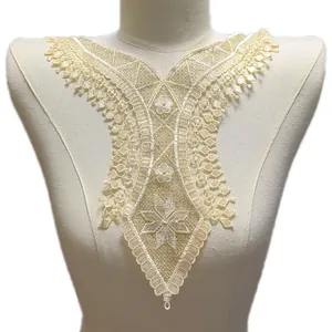 Élégant Faux Col en Dentelle Brodée Hydrosoluble en Polyester Corsage Fleuri Ajouré DIY Accessoires de Couture Encolure Bordure