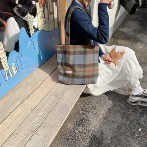 Retro plaid wool tote bag for women, large capacity autumn winter shoulder handbag.