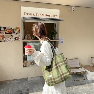 Retro plaid wool tote bag for women, large capacity autumn and winter shoulder bag.
