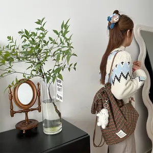Sac à dos cordon à carreaux laine style coréen pour femme grand sac bandoulière.