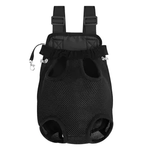 Schwarzer atmungsaktiver Netz-Haustier-Tragerucksack Detail, sichere Brusttrageweise fur Hunde.