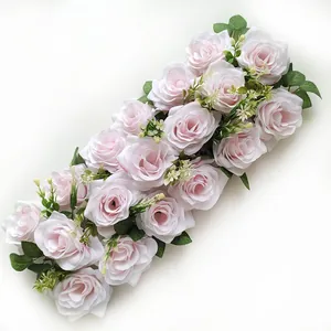 Rangée de roses artificielles roses pour arc de mariage, chemin de fleurs en soie.