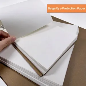 Professioneel verdikt schetsboek met crème oogbeschermend papier en omslag van kraftpapier