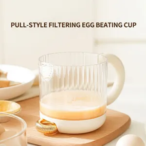 Sbattitore per uova manuale a corda e tazza per mescolare con filtro per la cucina moderna