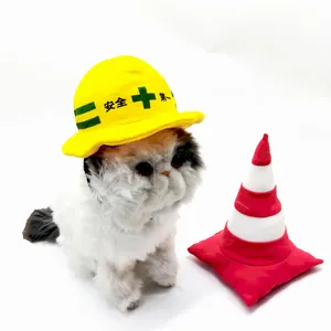 Casque de sécurité en peluche et cône de signalisation pour chiens et pour chats