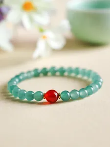 Elegantes Chalcedon-Armband im neuen chinesischen Stil mit rotem Achat-Akzent