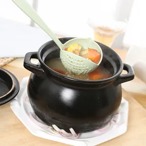 Mestolo e colino 2-in-1 in paglia di grano verde chiaro per pentola da cucina