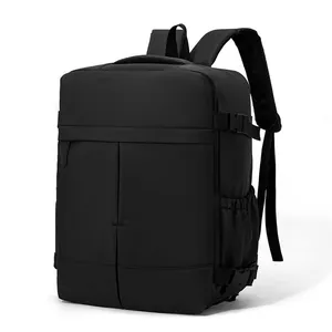 Professionele zwarte zakelijke reisrugzak met een uitbreidbaar laptopcompartiment