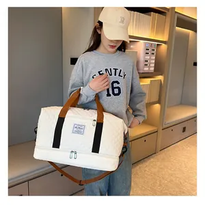 Large capacity travel duffel bag gym sports shoulder bag weekender luggage for outdoor
