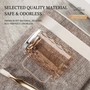 Gobelet de rinçage ambre élégant à texture diamant avec brosse à dents dorée de luxe