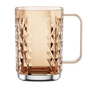 Élégant gobelet de rinçage ambre avec texture diamantée et poignée à base argentée