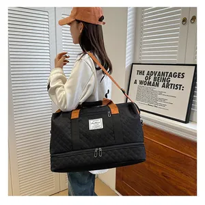 Large capacity travel duffle bag, black quilted gym sports bag with shoulder strap for women