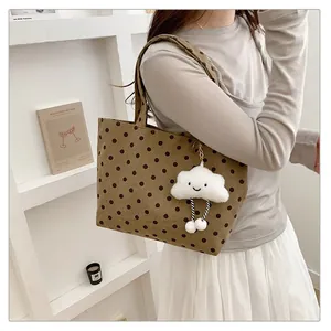 Süße gepunktete Canvas-Tragtasche mit Wolkenanhänger