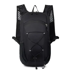 Leichter schwarzer Outdoor-Sportrucksack zum Wandern Radfahren und täglichen Gebrauch