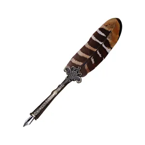 Eleganter Vintage Federkiel mit bronzenem Metallgriff für Kalligraphie und Schreiben