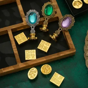 Kit de sellos de lacre vintage con mangos ornamentados con gemas y cabezales latón