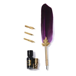 Ensemble de plume d'oie violette antique avec corps en alliage doré et encrier cadeau