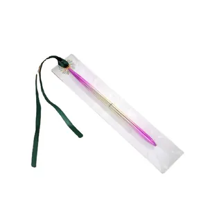 Eleganter Kugelschreiber mit Metall-Farbverlauf, Drehmechanismus und Geschenkband-Verpackung