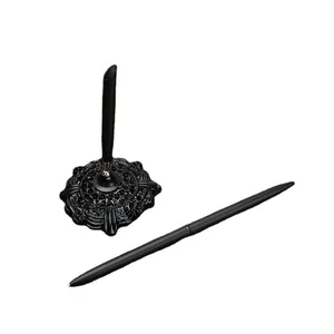 Bolígrafo de escritorio profesional de metal negro con soporte circular ornamentado de lujo