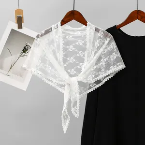 Damen Mode Polyester Spitzenstickerei Dreieckstuch Hohl Stricken Floral Schal Wickel Dekorativ Quaste Haar Halstuch Für Tägliche Accessoire