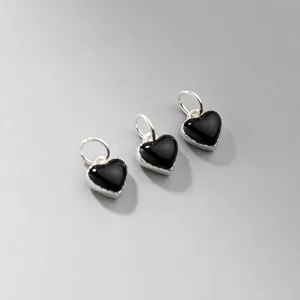Ciondoli a cuore in argento S925 con smalto nero per la creazione di gioielli fai da te.