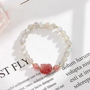 Pulsera Pixiu de cuarzo fresa natural con piedra de luna gris y oro de 14K