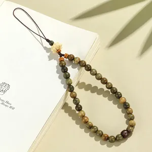 Bijou de téléphone en bois de santal vert rétro avec pendentif lotus pour sac