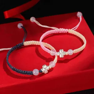 Bracelet tressé fait main en argent 925 avec trèfle à quatre feuilles et perles roses