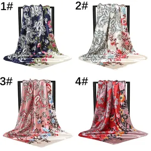 90 cm Paisley und Blumenmuster quadratische Seidenschals in vier Farbvarianten