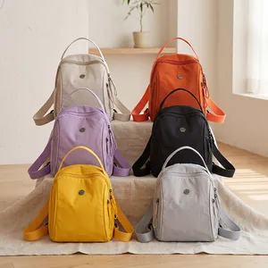 Zaini mini impermeabili alla moda in sei colori per viaggi e pendolari
